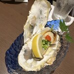 酒肴・旬彩 りかり - 岩牡蠣