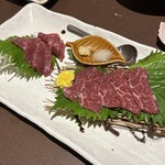酒肴・旬彩 りかり - 金木産　馬刺し 2,380円