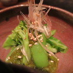 大どころ - キャベツ、スナップエンドウ、ブロッコリー、茗荷のめかぶ和えアップ