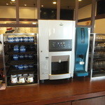 丸亀製麺 - セルフのお冷、お茶コーナー(2015.4.29)