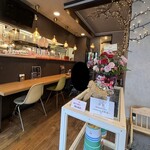 3匹のこぶた - カウンター4席