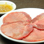 熱烈焼肉　御幸食堂 - 