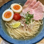 おダシと銀しゃり 中華そば 上々 - 料理写真: