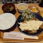 津田屋食堂 - 