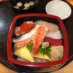 やまと寿司 - ちらし丼
