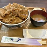 元祖豚丼屋 TONTON - 料理写真:
