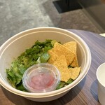 クリスプサラダワークス - 料理写真:チキンスターダ