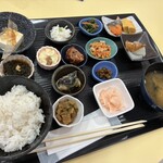 よりみち食堂 - 