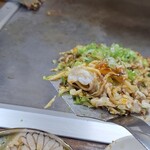 お好み焼き いけだ - 熱々だ