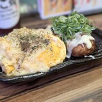 タコとハイボール - 料理写真:2色愛盛り　740円
