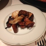 ベージュ アラン・デュカス 東京 - 