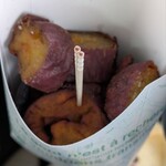 やきいも丸じゅん - 甘じょっぱポテトМサイズ　400円　２人で食べてちょうど良い量