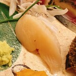 割烹 白鷹 - 平貝です。これも広島の瀬戸内産です