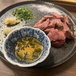 隠れ繁華街 オバナ - 