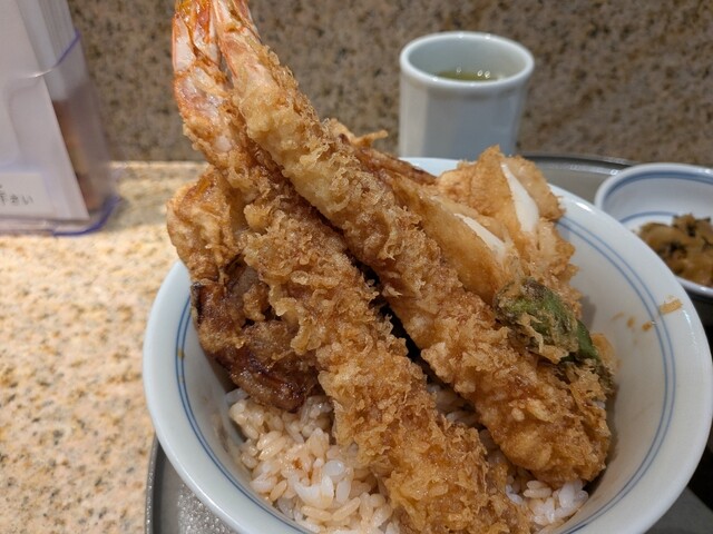 銀座 天一 横浜そごうB2Fイートイン店 - 横浜/天ぷら | 食べログ