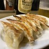 餃子と唐揚げ 犀のツノ - 餃子　380円
、、世の中の餃子も高くなったな。