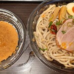 セブンイレブン - 料理写真:冷しつけ麺濃厚豚骨魚介
