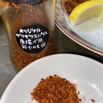 餃子と唐揚げ 犀のツノ - 味変部隊♡これめちゃ旨♡