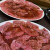 衆寶 - 手前が赤身ロース×2