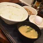松屋 - 料理写真:Ｗで選べる玉子かけごはん・生玉子・ミニ牛皿（３５０円）２０２６年８月