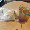 スターバックスコーヒー - クラブハウス石窯カンパーニュサンドとクリアコーヒー