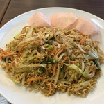 ブナケンカフェ - 料理写真:ミーゴレン
