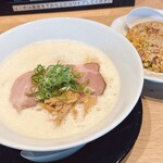 麺匠 麦之助 - 