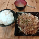ジャンボ酒場 - 料理写真:お好み焼き定食 650