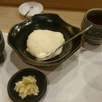 日本料理 川島 - 基本コースの前半。豆乳とざる豆腐と生湯葉とおから。