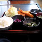 暁 - 暁　エビフライ定食.JPG