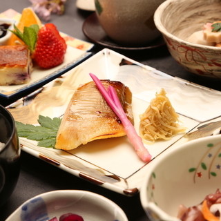 御料理 伊勢幾_2