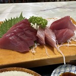 魚吉食堂 - カツオ