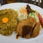 せんば自由軒 - 名物インディアンカレー・カツレツコンビ（８５０円）