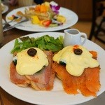 Hawaiian Pancake Factory - エッグベネディクト