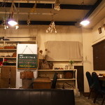 PUBLIC KITCHEN cafe - 