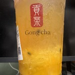 ゴンチャ - ドリンク写真:トロピカルフルーツティーエード