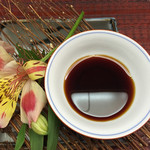 御料理山もと - 刺し身
                                こんな姿で出て来ました⤴︎