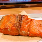 魚っ喰いの田 - 紅鮭   分厚い…！