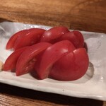 炭火焼肉ホルモンくう - 冷やしトマト