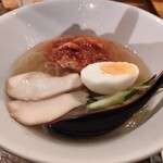 炭火焼肉ホルモンくう - 冷麺