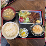 食堂 たしろ - 牛カルビ焼肉定食