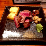 飯屋 楽 - メイン：特選黒毛和牛サーロインと季節野菜の鉄板焼き。牛は伊万里や鹿児島のものらしいですが、説明がなかったので不明。ふつうに旨かったです。脂身少な目のあっさりした部位でしたが、甘みと旨みはしっかり。