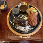 炭火ハンバーグ 肉焼き亭 - 