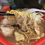 YABAI RAMEN 圭一屋 - 中太捩れ麺