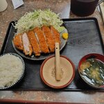 まんぷく食堂 悠有 - 料理写真:とんかつ定食