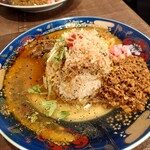 ドラマチックカリー ゴールデン中崎 - 