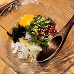 串カツ くし丸 - 牛ユッケ　1290円