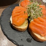 原価ワインとお肉料理 クエント - 