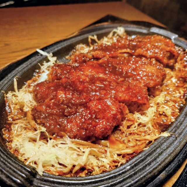 名古屋名物 みそかつ 矢場とん 東京銀座店 （やばとん） - 銀座一丁目