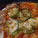 石窯食堂Tsumugi - 阿波白ナスのメランザーネのピッツァ　